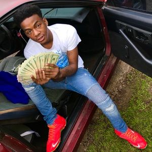 Meet your Posher, James